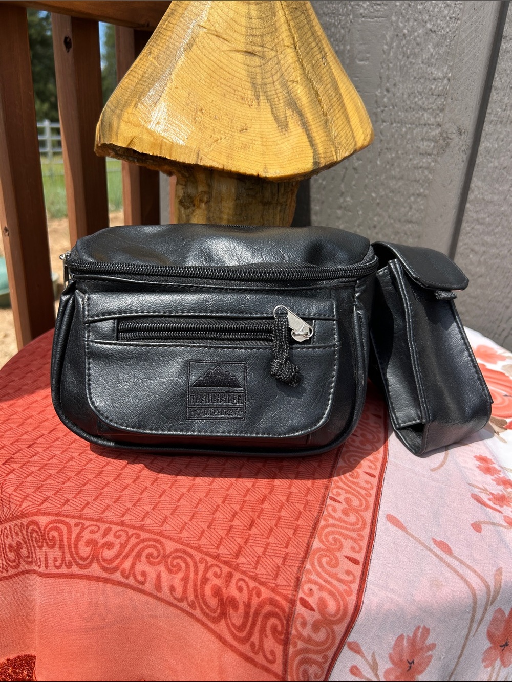 Trailmaker Men's Leather Waist Bag with Detachable Phone Case